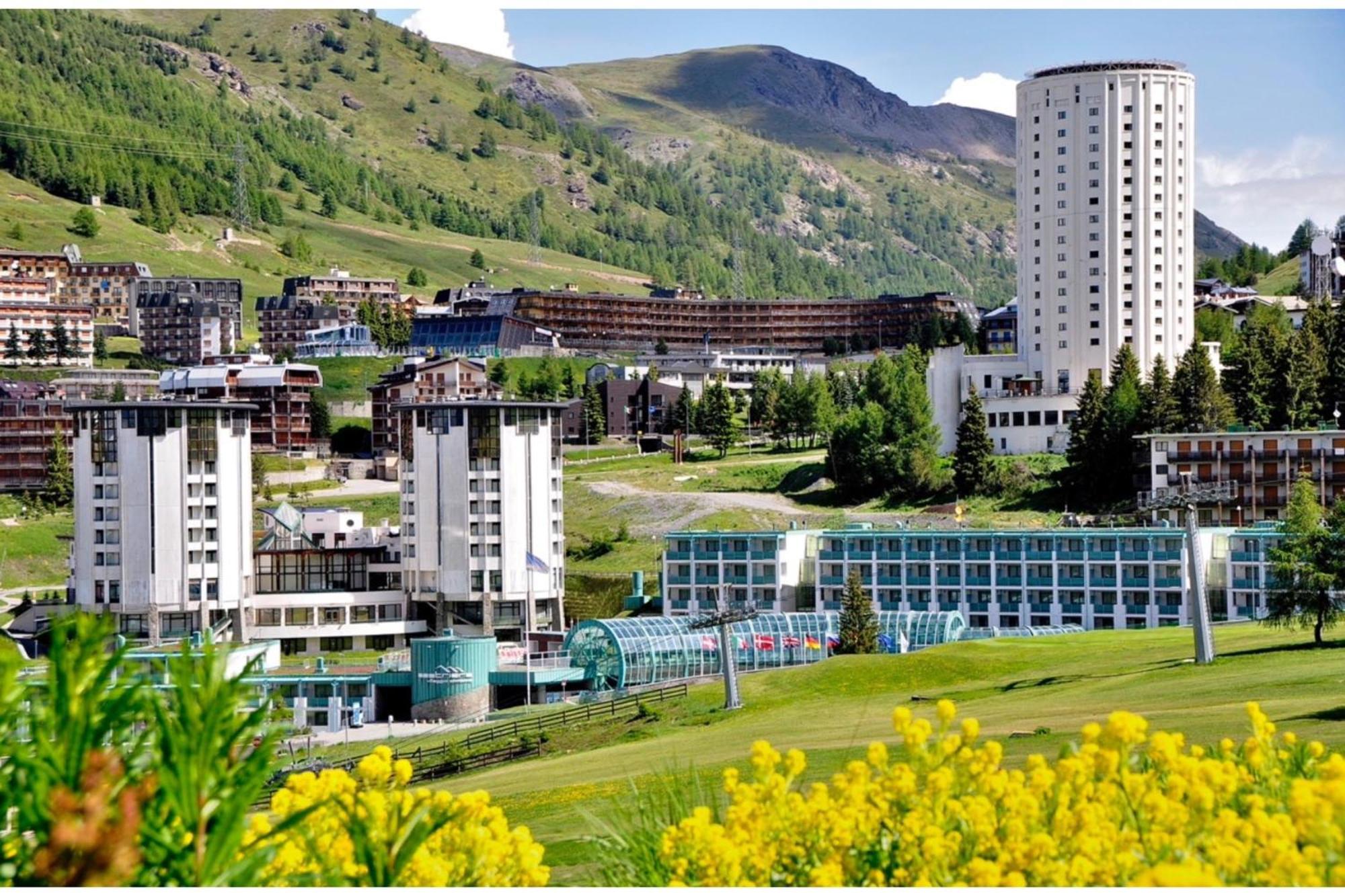 La Tana Dell'Ermellino 3 Ski In Ski Out - Happy Rentals Sestriere Luaran gambar